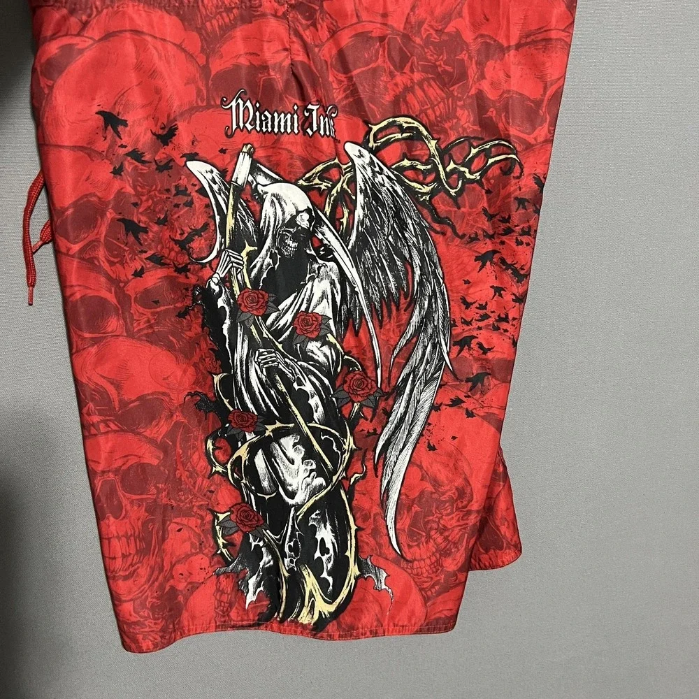Miami Ink Cargo Shorts Mens 36 Red Skull Grim Reaper Board Swim Trunks Tattoo
